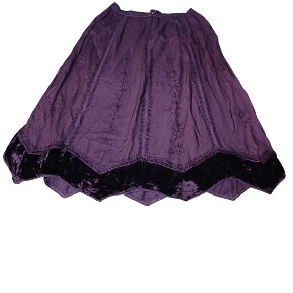 Encounter Free Size Purple Velvet Detail Floral Embroidery Twin Set Two Piece - Picture 9 of 13